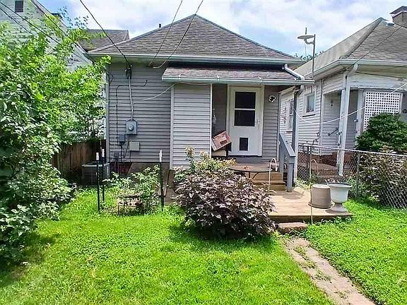 5th image of 2718 Schaal Ave