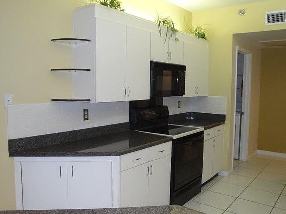 5th image of 7932 Sailboat Key Blvd S APT 702