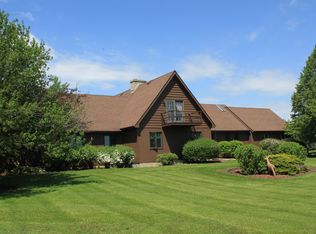 8405 Huntley Rd, Crystal Lake, IL 60014