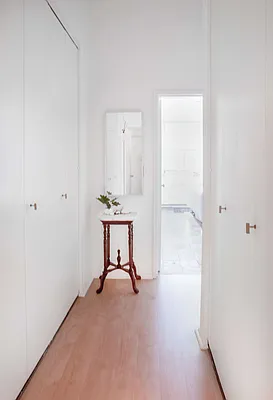 Sold by Realty Collective | media 23