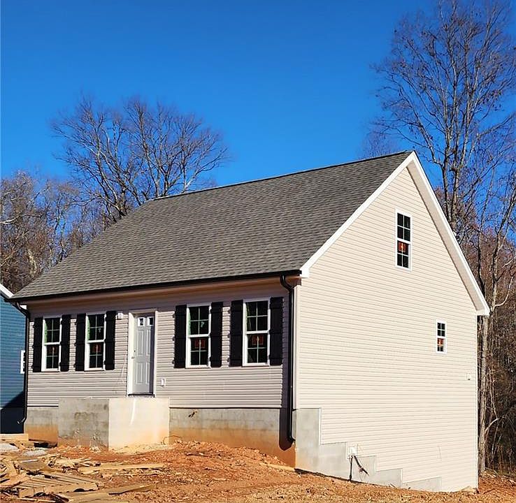 2nd image of 122 Lasley Ct