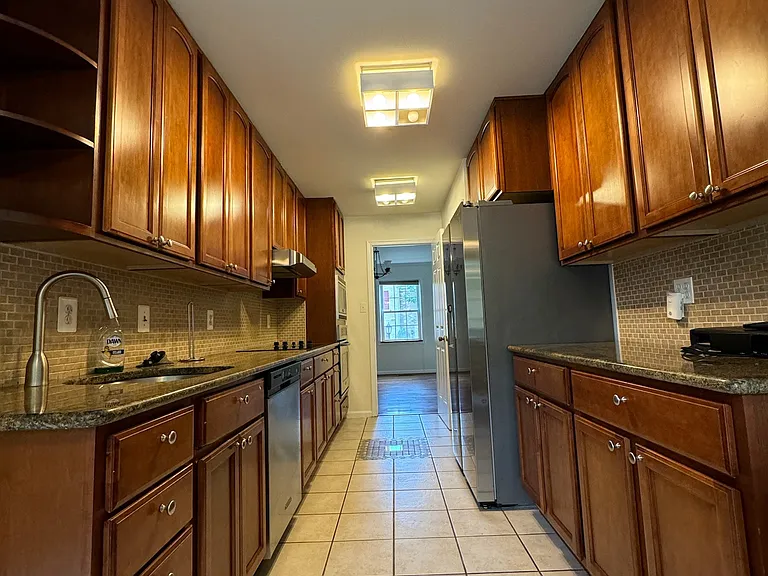 7470 Westlake Ter #14 — Photo 19