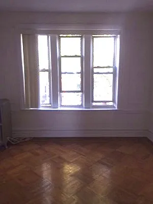 Rented by Andrew Parker, LREB | media 10