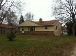 6325 Kyle Ave N, Brooklyn Center, MN 55429