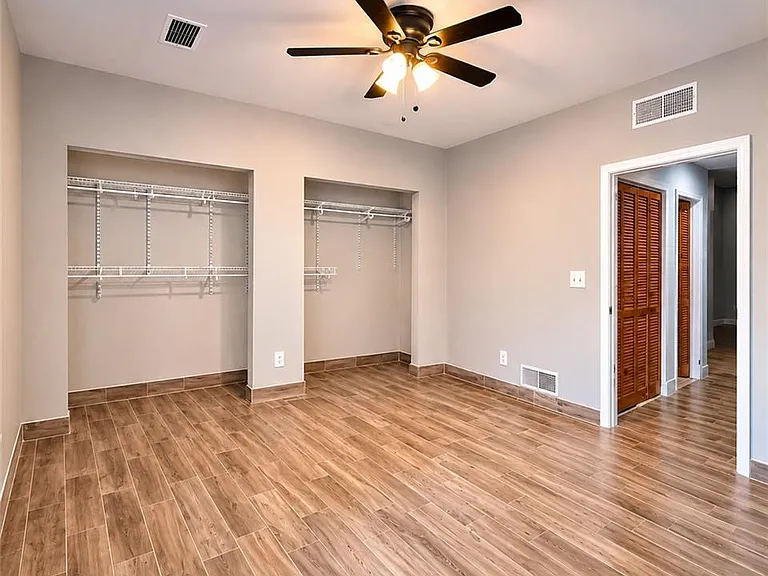 559 Northridge Crossing Dr — Photo 4