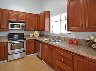 2030 Canyon Woods Dr APT A, San Ramon, CA 94582