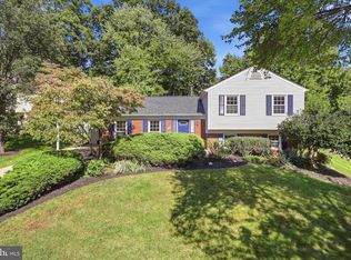 5215 Lighthorne Rd, Burke, VA 22015