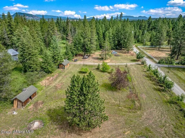 17569 N Kennan Ct, Hayden Lake, ID 83835