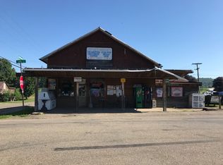 8033 Lake Dr NE, Mineral City, OH 44656