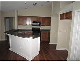 5th image of 2910 Harvest Ln
