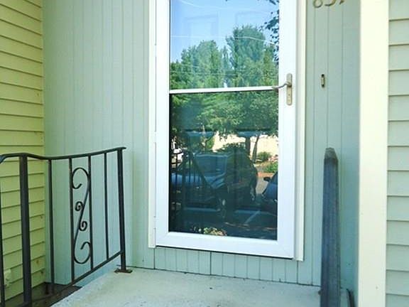 3rd image of 837 Fox Hollow Dr #837