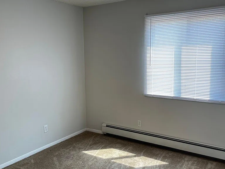 444 S Johnson St #4 — Photo 11