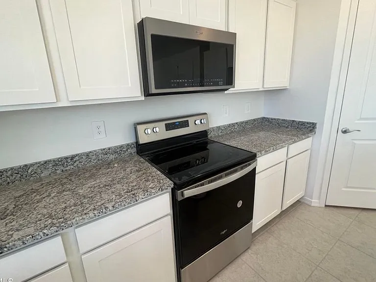 36242 W San Clemente Ave — Photo 16