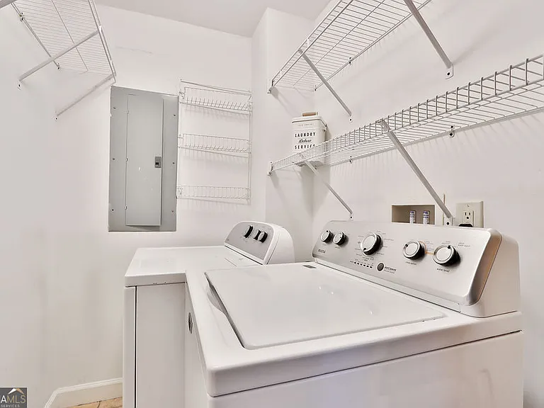 4081 Ashford Dunwoody Rd NE — Photo 61