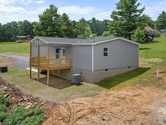 4th image of 587 Foothills Ln