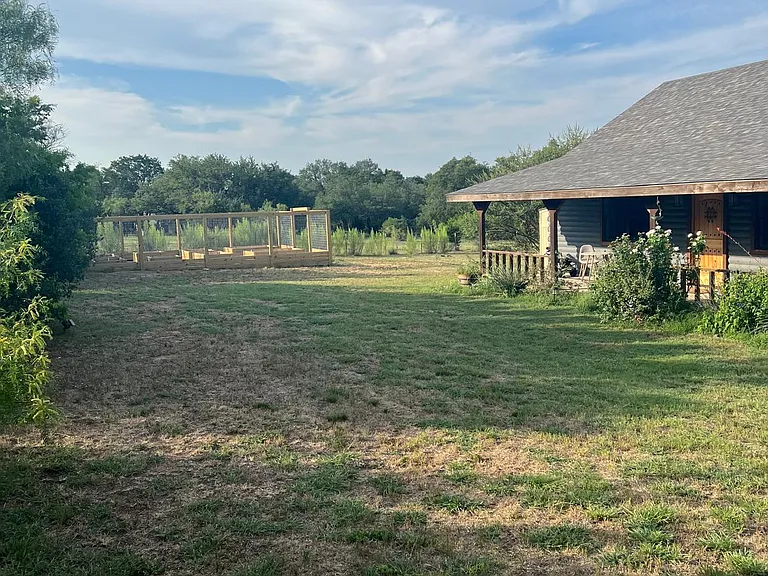 270 Whitetail Dr — Photo 1