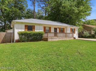 116 Oak Park Dr, Pearl, MS 39208