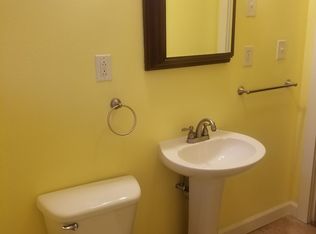 182 Eula Ave, Wood River, IL