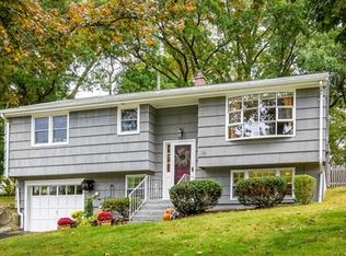 16 Prior Dr, Framingham, MA 01701