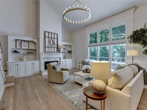 6416 Oakleigh Pl, Alpharetta, GA 30005