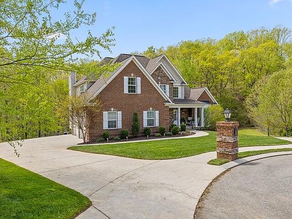3rd image of 4378 Brush Creek Ct