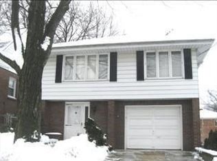 668 Virgil Ave, Ridgefield, NJ 07657