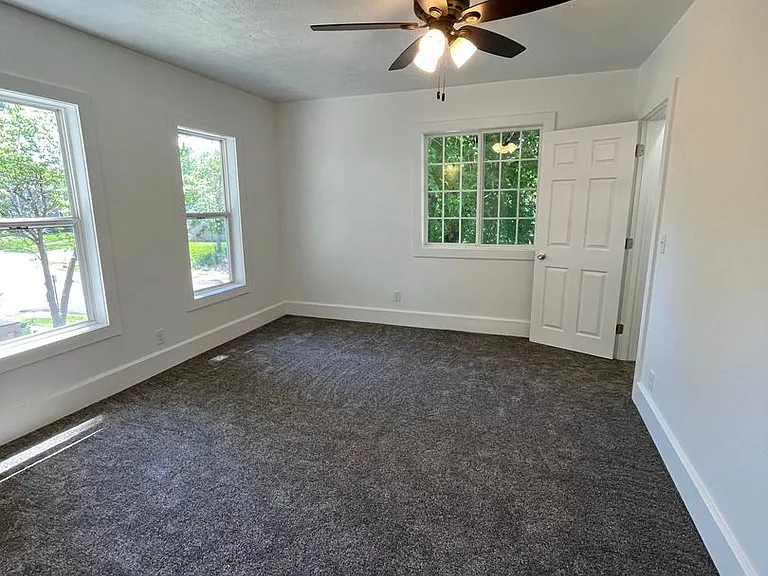 616 S Duluth Ave #2 — Photo 7
