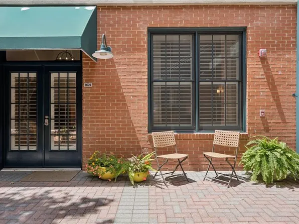 1601 Liberty Ln, Roswell, GA 30075