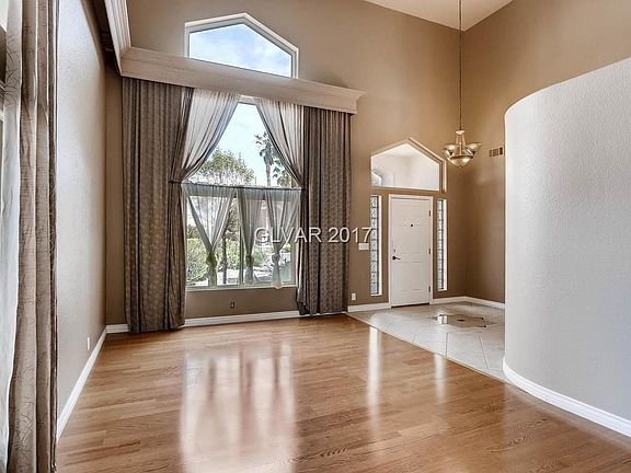 3rd image of 1515 Darryl Ave
