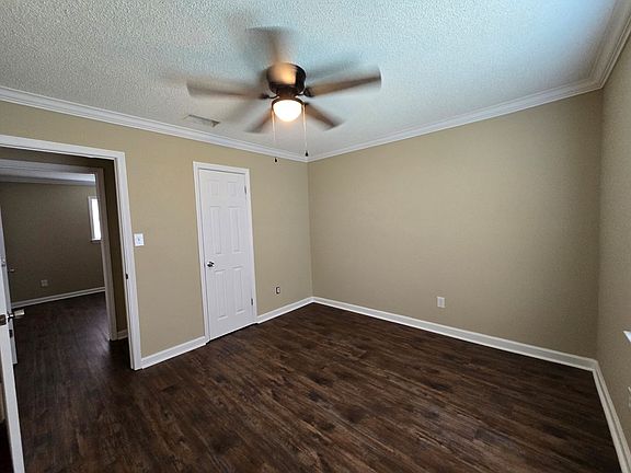 3rd image of 500 Perkins Dr