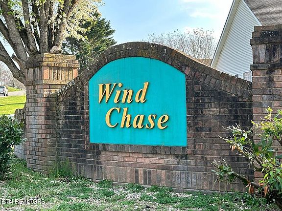 3rd image of 205 Wind Chase Dr