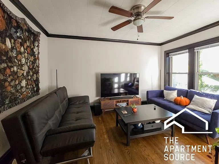 5069 N Wolcott Ave #3 — Photo 2