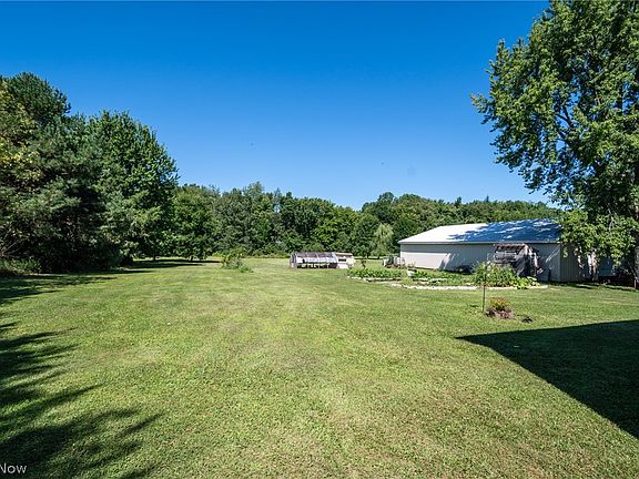 3rd image of 7005 Fee Rd