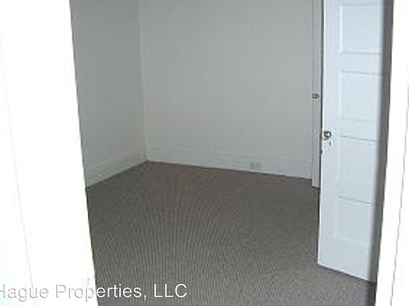 3rd image of 4911 Newport Ave APT 11