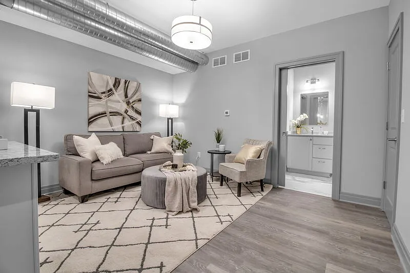 1 bed, 1.0 bath, 780 sqft, $1,300 — Photo 4