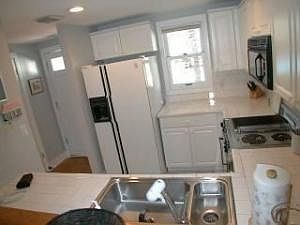 2nd image of 415 Porter Ln Unit 415