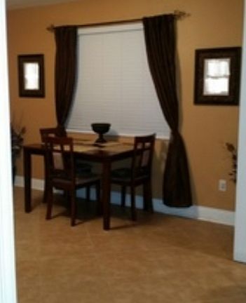 4th image of 2220 Charles Dr