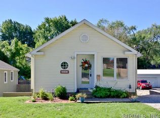 3623 Coronado Dr, Alton, IL