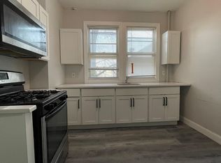 52 Greenville Ave #2R, Jersey City, NJ 07305