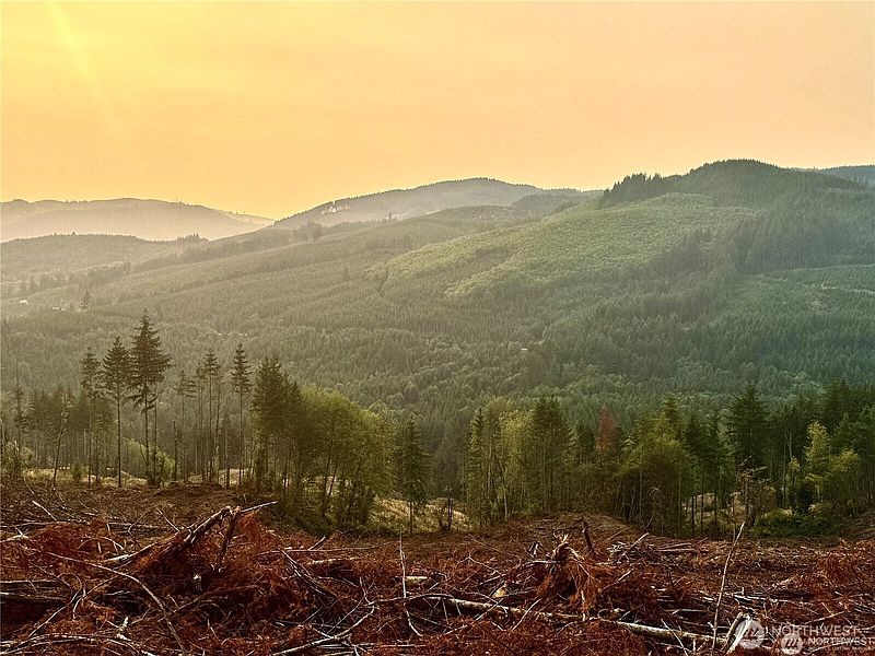 3rd image of 3727 Little Kalama River Road #H