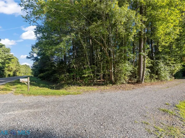 John Clayton Memorial Hwy, North, VA 23128