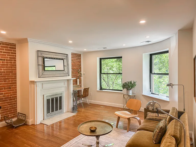 79 Gainsborough St #204 — Photo 10