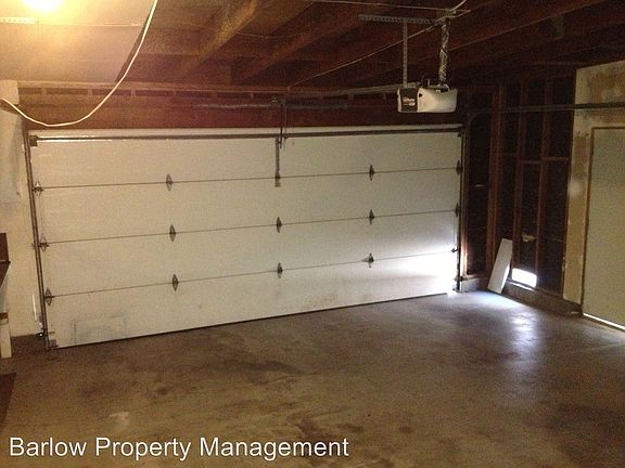 4th image of 10270 Alexandria St