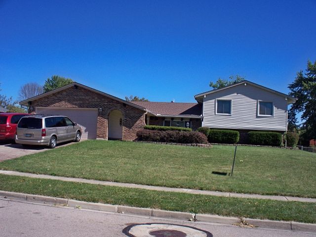 1st image of 7570 Gardenside Dr