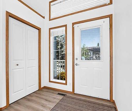 3rd image of 36 N Lister Cres