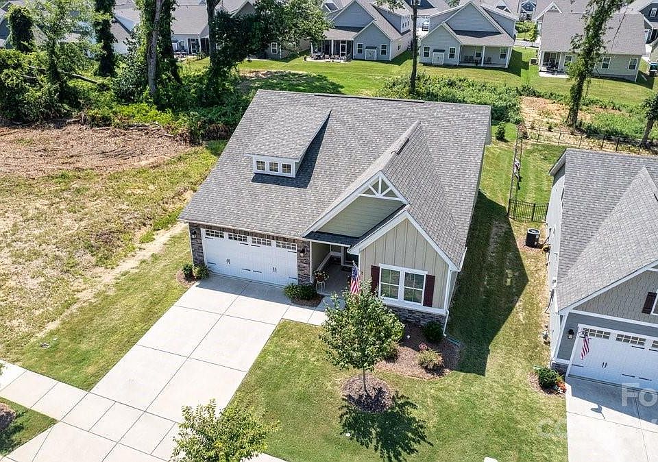 10221 Black Locust Ln, Charlotte, NC 28215 Zillow