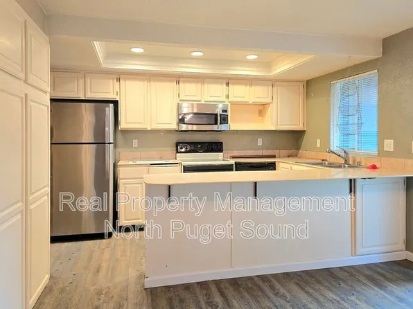 12600 4th Ave W APT 9C, Everett, WA 98204