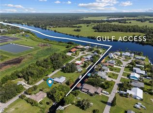 2191 Safe Harbour Ct, Alva, FL 33920