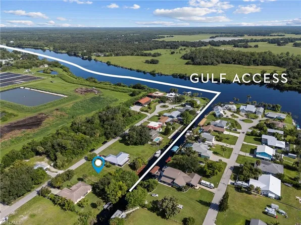 2191 Safe Harbour CT, ALVA, FL 33920