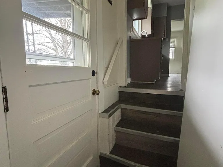 1690 Dyer Rd — Photo 13